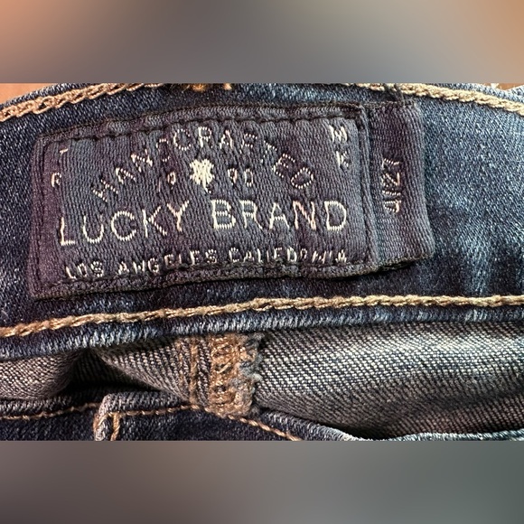 Lucky Brand The Bermuda SIZE 27 - Picture 6 of 6